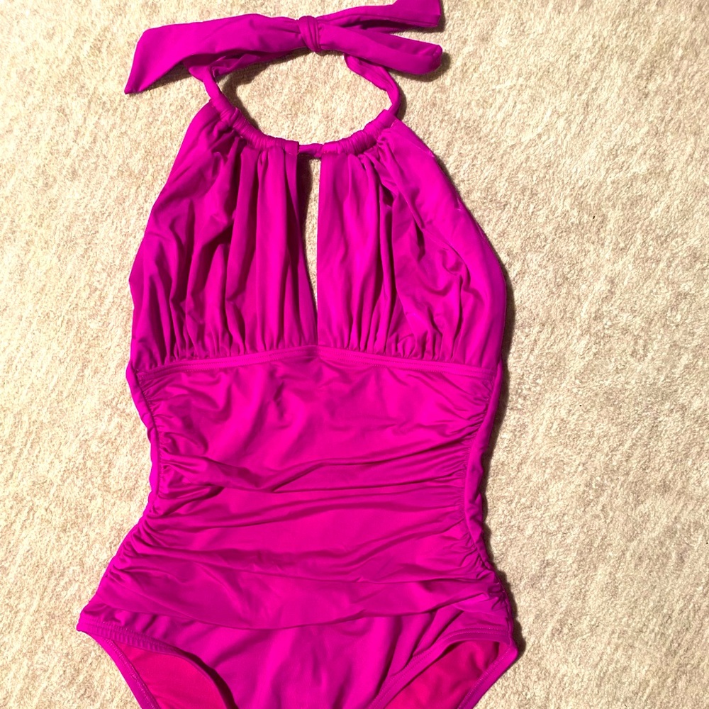 Kenneth Cole Tummy Control